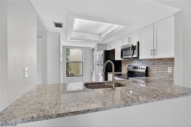 15206 Parkside DR 102, Fort Myers, FL 33908
