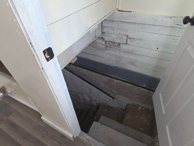 1330 W Atlantic Street, Springfield, MO 65803