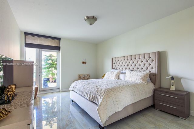 3340 NE 190th Street 1101, Aventura, FL 33180