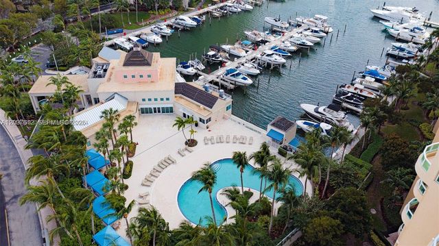 3340 NE 190th Street 1101, Aventura, FL 33180