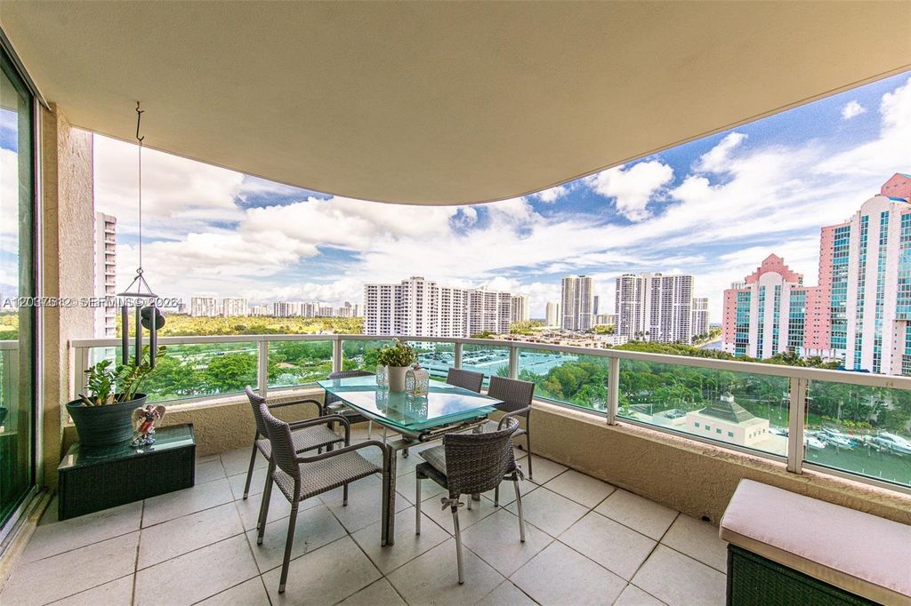 3340 NE 190th Street 1101, Aventura, FL 33180