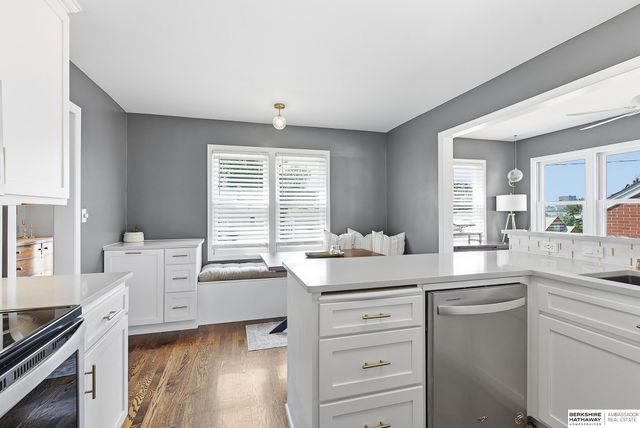 6328 William Street, Omaha, NE 68106