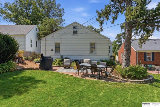 6328 William Street, Omaha, NE 68106