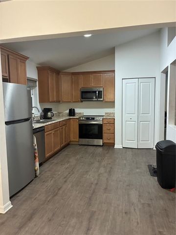 4660 SE 160TH COURT, Ocklawaha, FL 32179