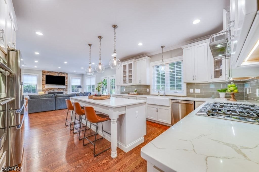 1445 Deer Path, Mountainside Boro, NJ 07092 — photo 2