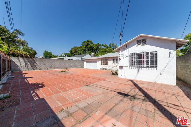 711 N Priscilla Lane, Burbank, CA 91505