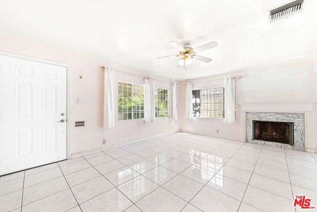 711 N Priscilla Lane, Burbank, CA 91505