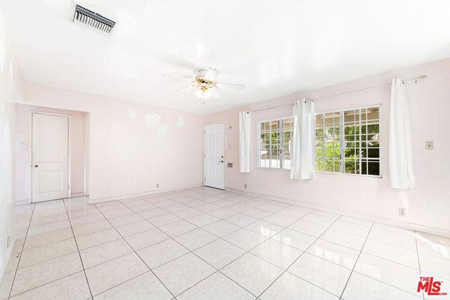 711 N Priscilla Lane, Burbank, CA 91505