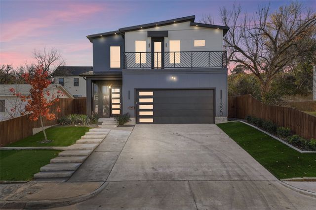 1320 Compton Street, Dallas, TX 75203