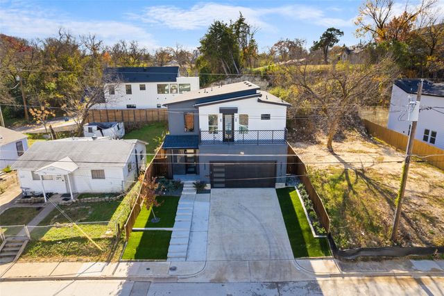 1320 Compton Street, Dallas, TX 75203