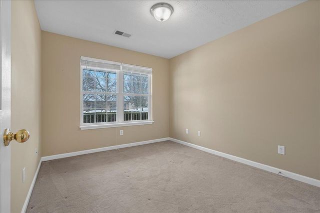 113 White Oak Trace, Lexington, KY 40511