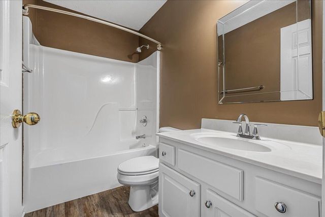 113 White Oak Trace, Lexington, KY 40511