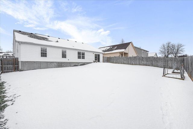 113 White Oak Trace, Lexington, KY 40511