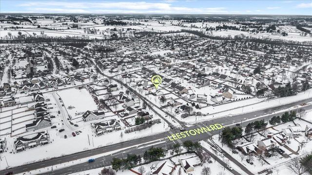 113 White Oak Trace, Lexington, KY 40511