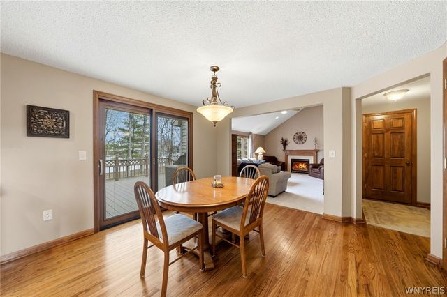 3460 Parkwood Common, Hamburg, NY 14075