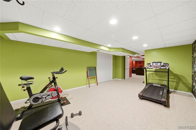 3460 Parkwood Common, Hamburg, NY 14075