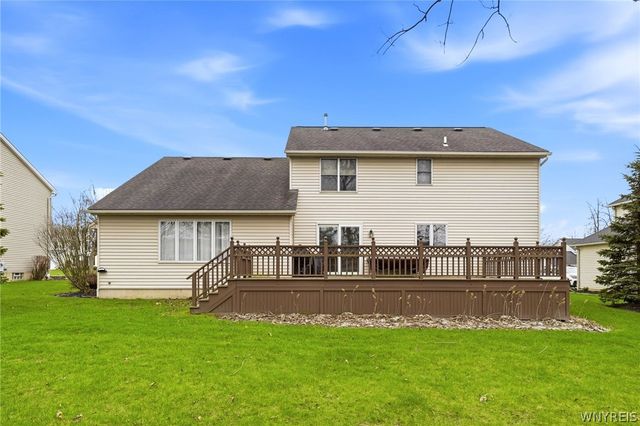 3460 Parkwood Common, Hamburg, NY 14075