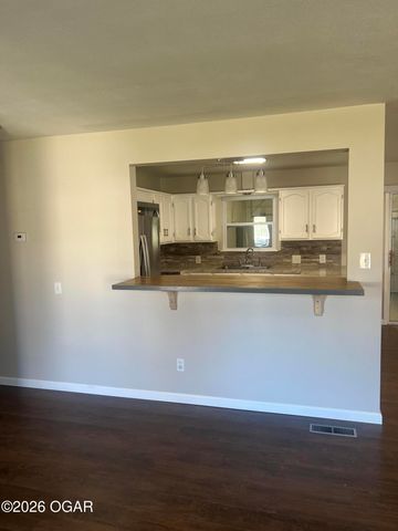 1306 Curtin Avenue, Seneca, MO 64865