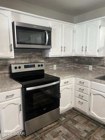 1306 Curtin Avenue, Seneca, MO 64865