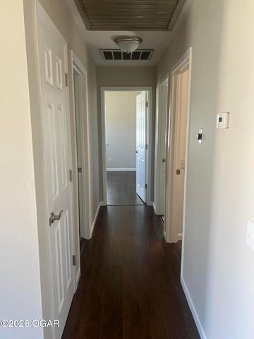 1306 Curtin Avenue, Seneca, MO 64865