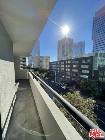 600 W 9th Street 607, Los Angeles, CA 90015