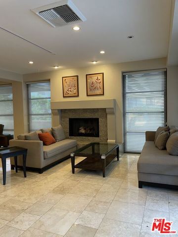 600 W 9th Street 607, Los Angeles, CA 90015