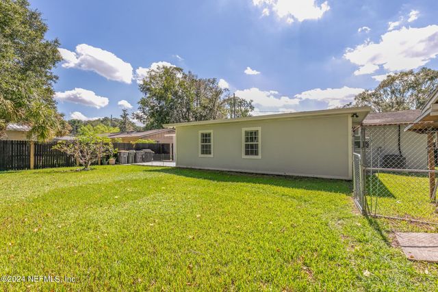 5937 LORAN Drive N, Jacksonville, FL 32216