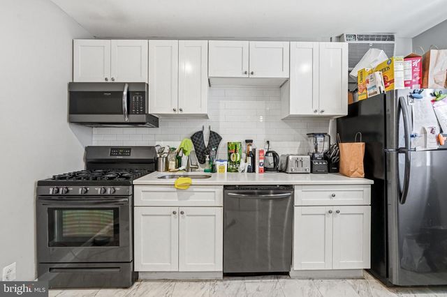 1946 S ISEMINGER ST, Philadelphia, PA 19148