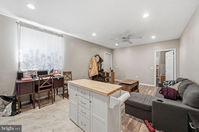 1946 S ISEMINGER ST, Philadelphia, PA 19148