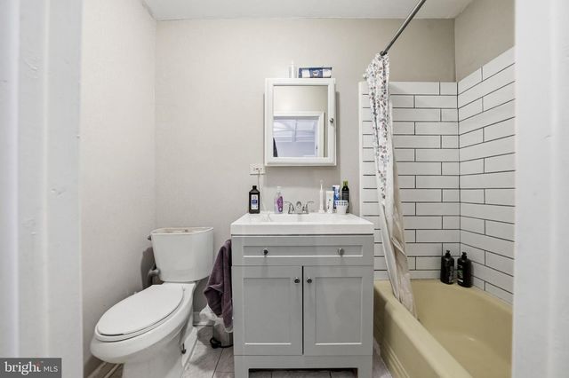 1946 S ISEMINGER ST, Philadelphia, PA 19148