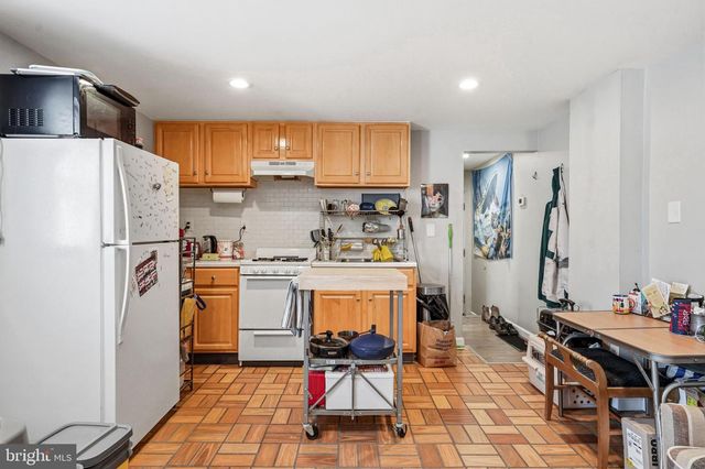 1946 S ISEMINGER ST, Philadelphia, PA 19148