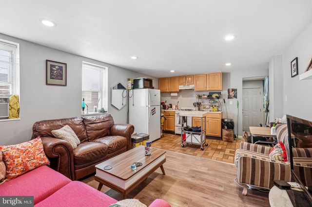 1946 S ISEMINGER ST, Philadelphia, PA 19148