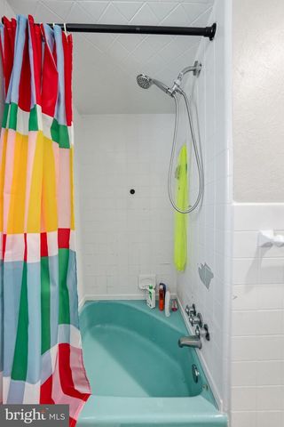 1946 S ISEMINGER ST, Philadelphia, PA 19148