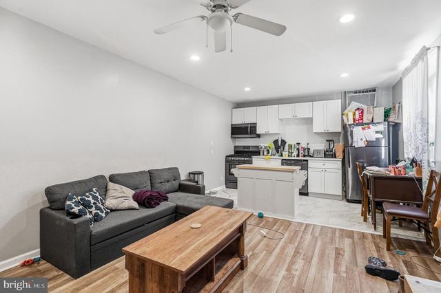 1946 S ISEMINGER ST, Philadelphia, PA 19148