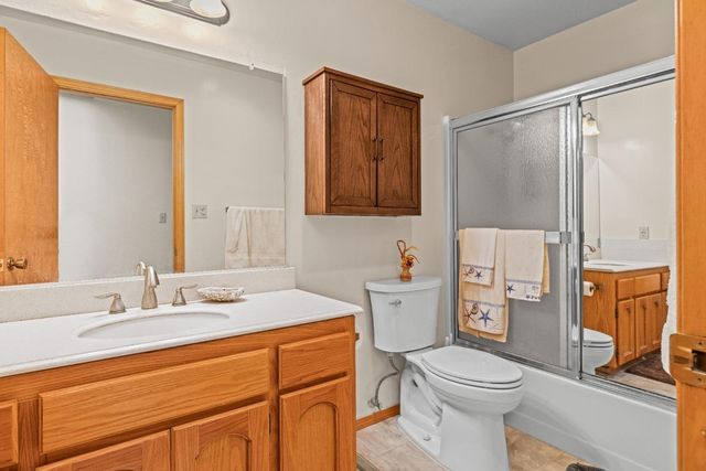 12040 Torrey Pines Drive, Auburn, CA 95602