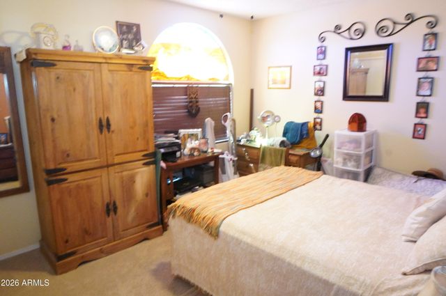 1550 E DESERT INN Drive, Chandler, AZ 85249