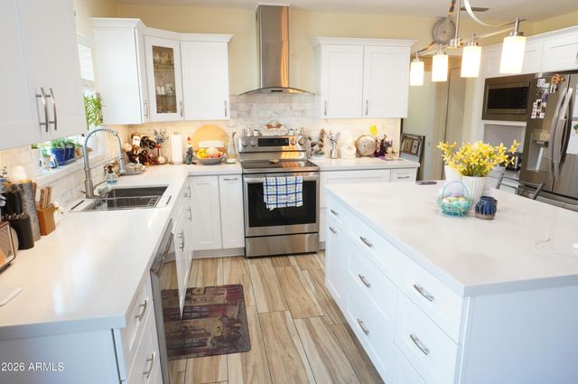 1550 E DESERT INN Drive, Chandler, AZ 85249