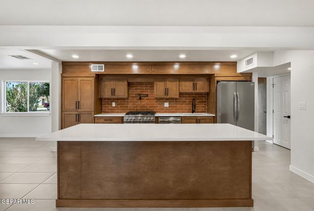 728 GREEN COVE Drive, El Paso, TX 79932
