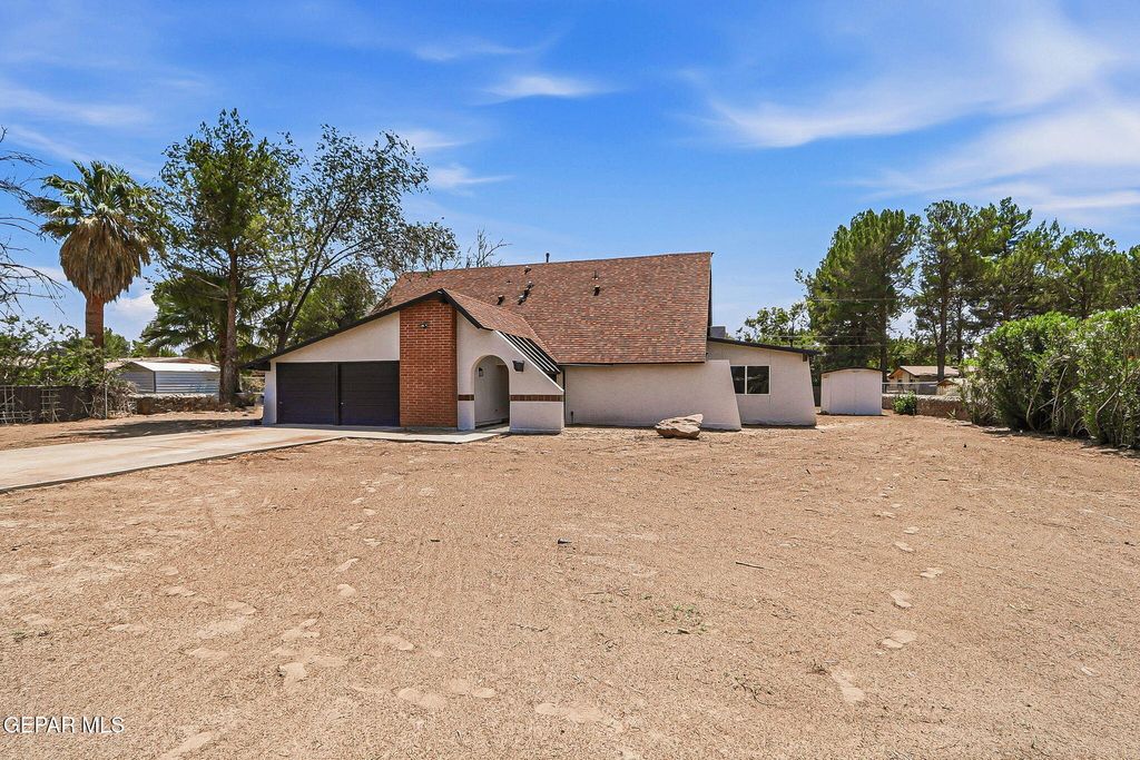 728 GREEN COVE Drive, El Paso, TX 79932
