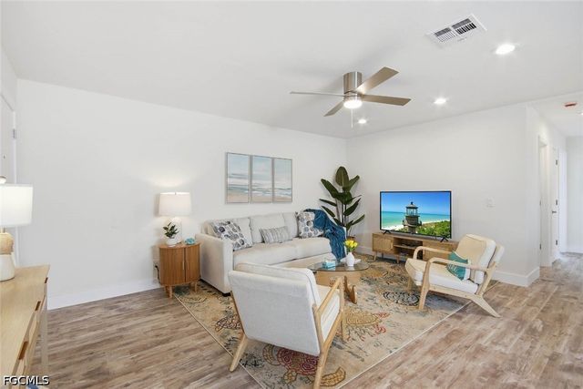 805 E Gulf DR 8A, Sanibel, FL 33957