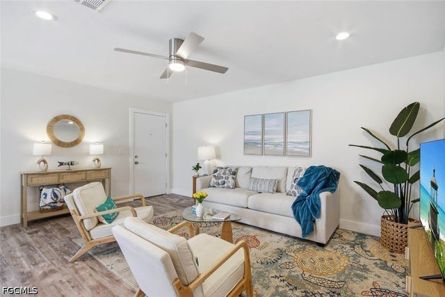 805 E Gulf DR 8A, Sanibel, FL 33957