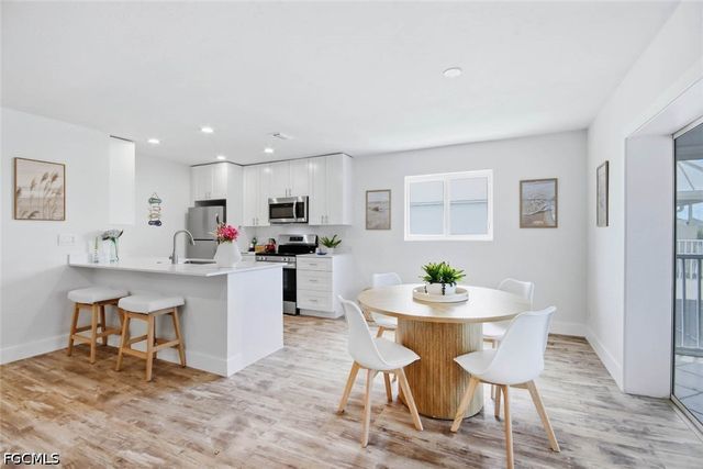 805 E Gulf DR 8A, Sanibel, FL 33957