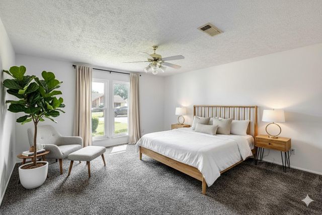 9931 Sageglow Drive, Houston, TX 77089