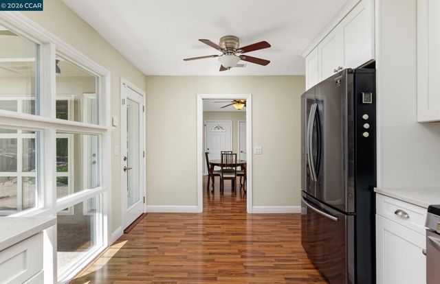3230 Stanley Ct, Concord, CA 94519