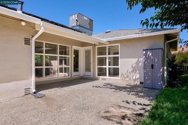 3230 Stanley Ct, Concord, CA 94519