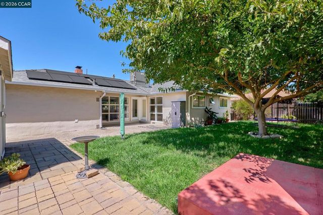 3230 Stanley Ct, Concord, CA 94519