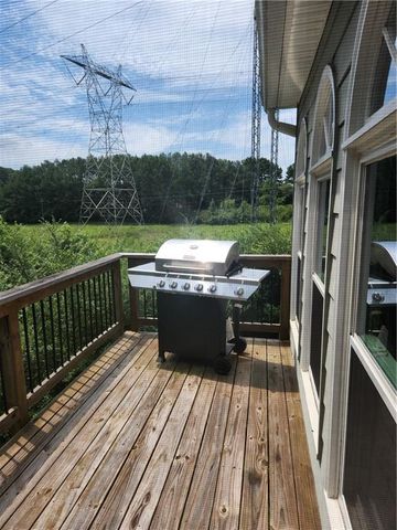 4656 Chimney Rock Drive SW, Lilburn, GA 30047