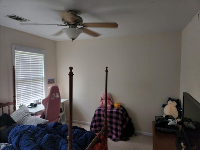 4656 Chimney Rock Drive SW, Lilburn, GA 30047