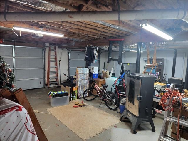 4656 Chimney Rock Drive SW, Lilburn, GA 30047