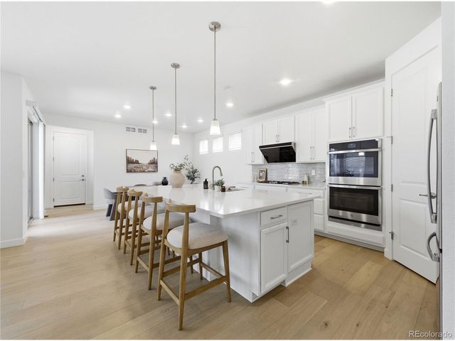9989 E 62nd Ave, Denver, CO 80238